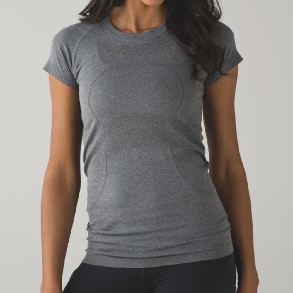 (1666) Lululemon Run: Swiftly Tech Short Sleeve C… - image 2